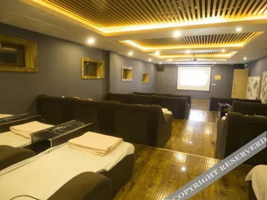 Байшань: Weilong Hotel (Changbai Mountain Chixi Branch)