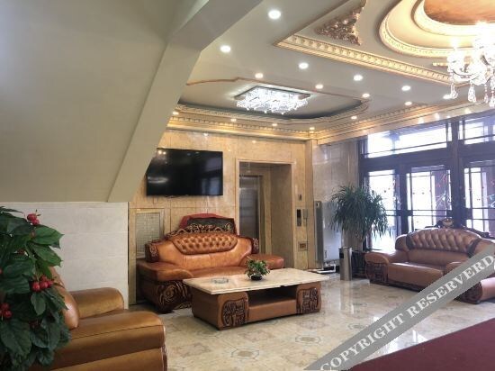 Байшань: Jingyu Julongwan Business Hotel