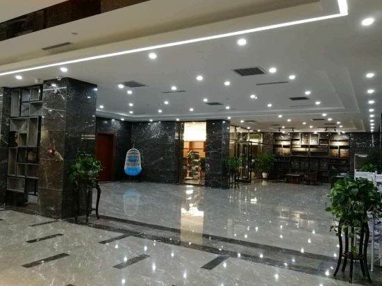 Байшань: Sightseeing Hot Spring Hotel