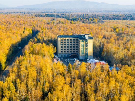 Байшань: Sightseeing Hot Spring Hotel