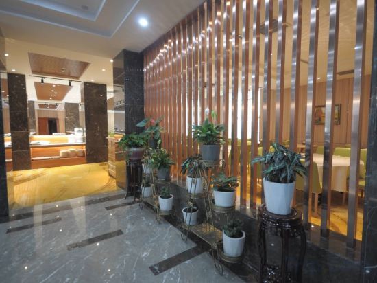Байшань: Sightseeing Hot Spring Hotel