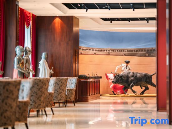 Чжухай: Treasure Hotel