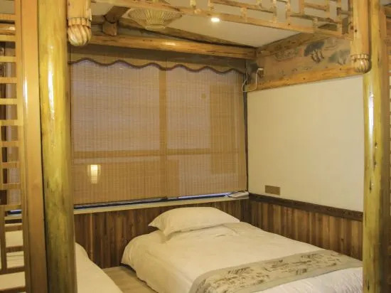 Шиянь: Wu Shang Xian Yun Jian Inn, Wudang Mountains