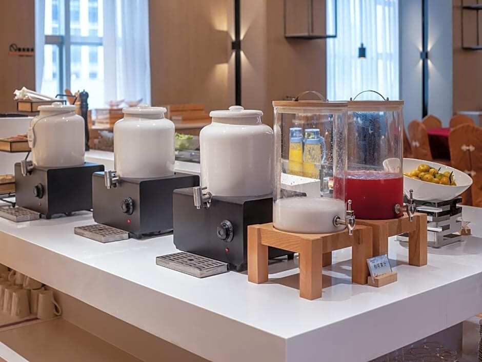 Бэйхай: Echarm Hotel Beihai Upgrade Experience Branch