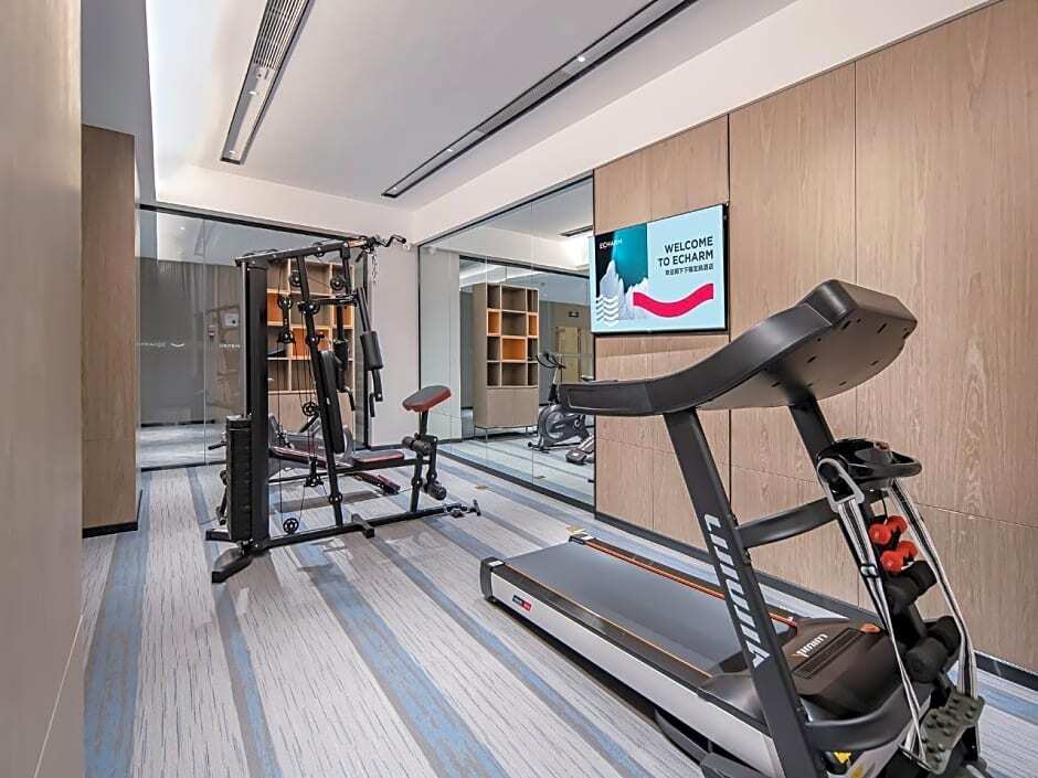 Бэйхай: Echarm Hotel Beihai Upgrade Experience Branch