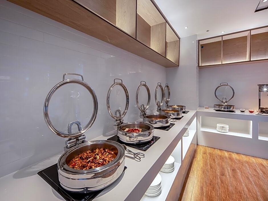 Бэйхай: Echarm Hotel Beihai Upgrade Experience Branch