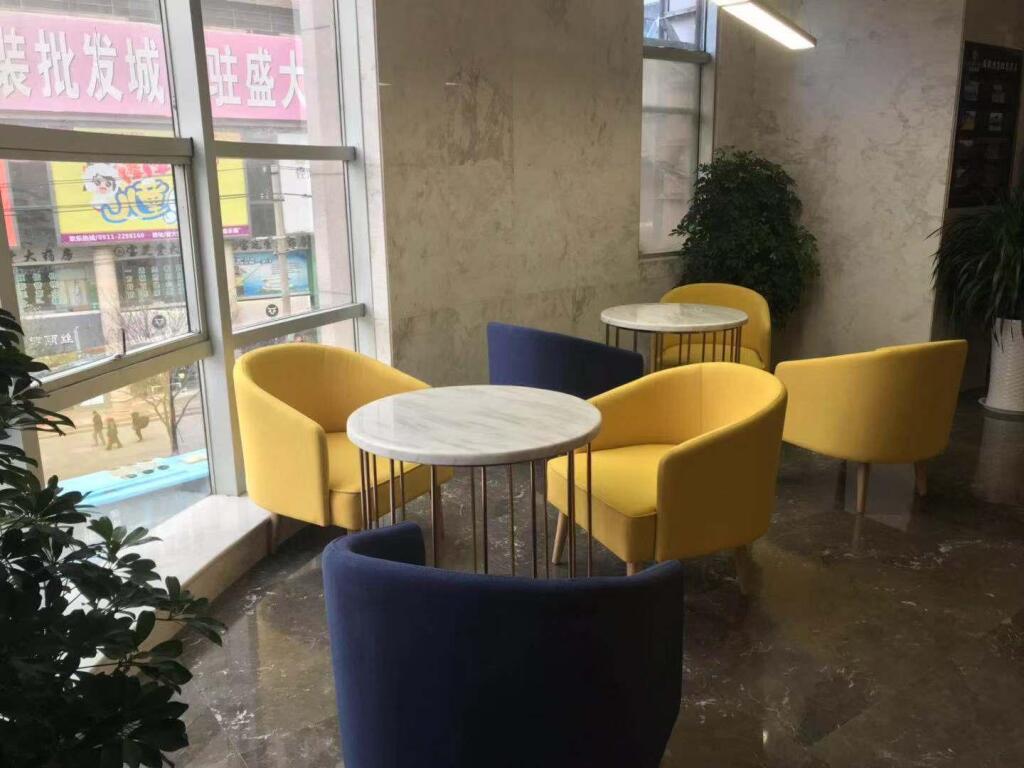 Яньань: Starway Hotel Yan'An Baimi Avenue