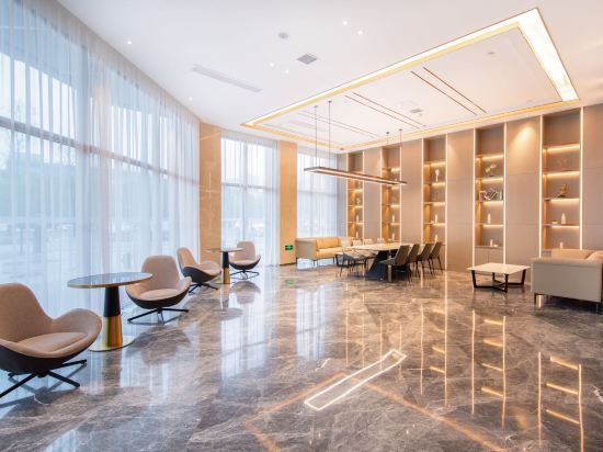 Ухань: Lavande Hotel (Wuhan Optics Valley South Central University for Nationalities)