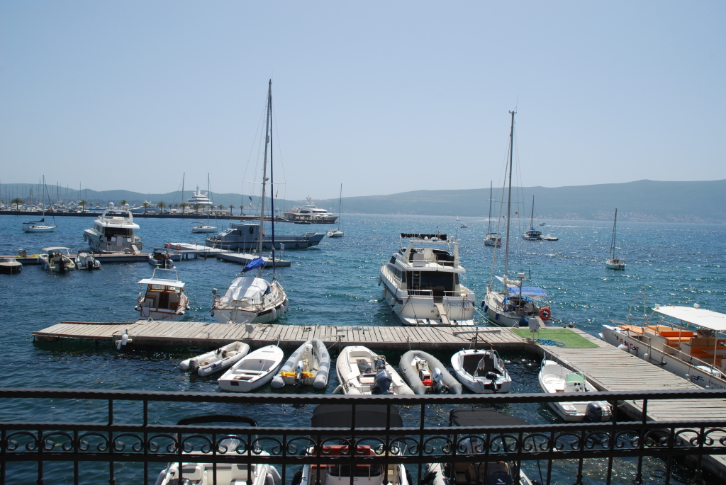 Тиват: Апартаменты Opera Tivat