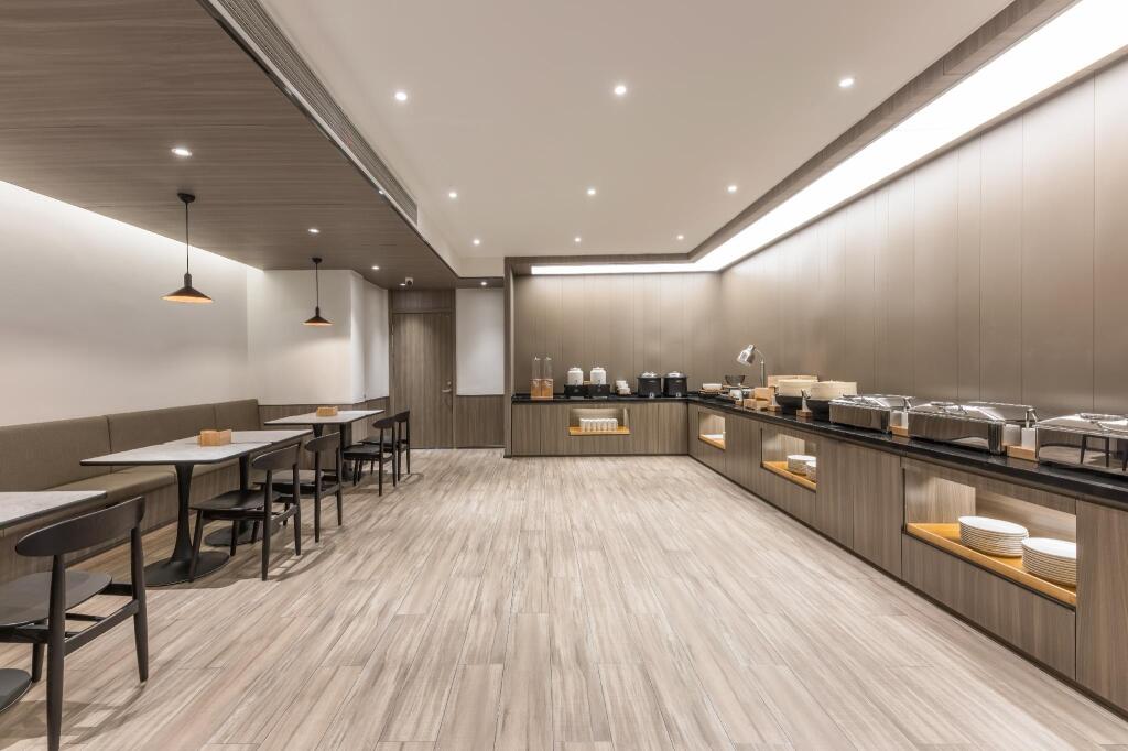 Аньцин: Hanting Hotel Anqing Huaining County