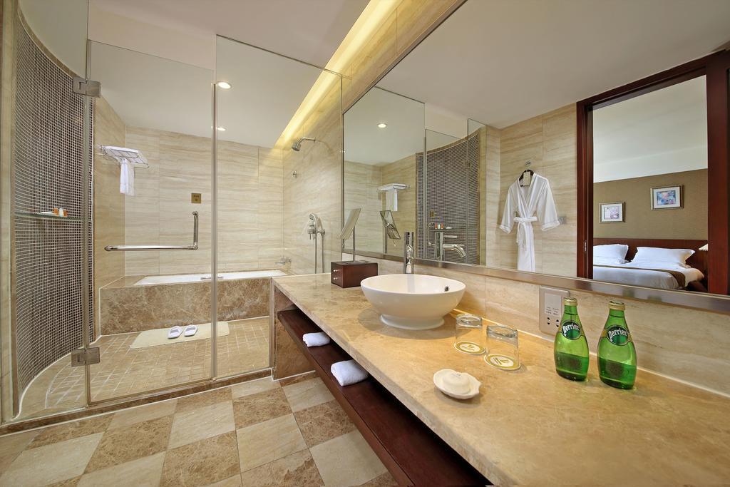 Шанхай: Dijon Hotel Shanghai