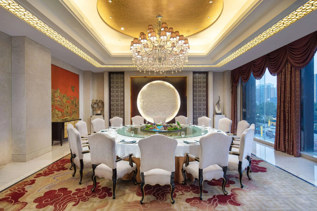 Синьян: Wyndham Xinyang Downtown