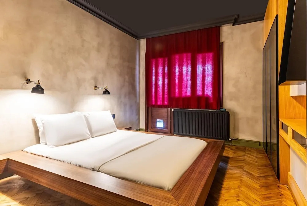 Chic Flat w Balcony BBQ 10 min to Emaar in Uskudar — фото 6