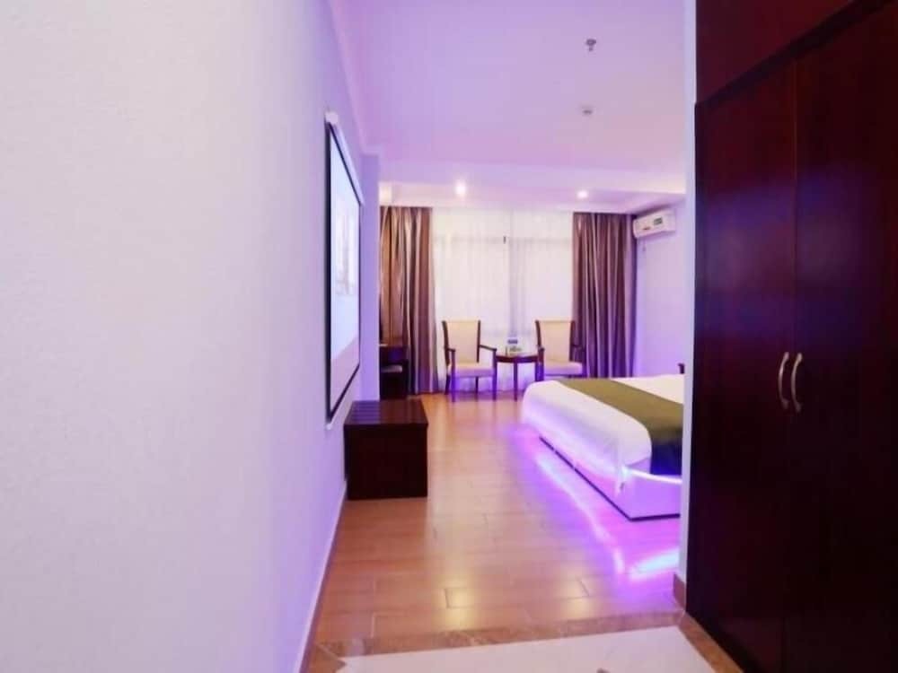 Хойчжоу: GreenTree Inn GuangDong HuiZhou South Railway Station DanShui RenMin Road Business Hotel