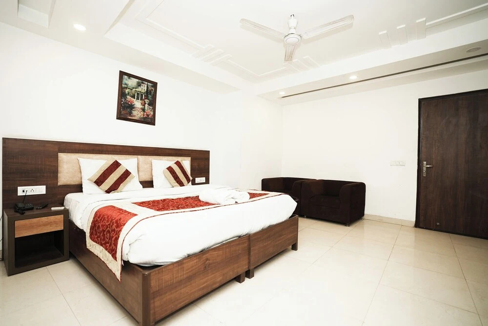 Нью-Дели: Hotel Peridot Near IGI Delhi Airport