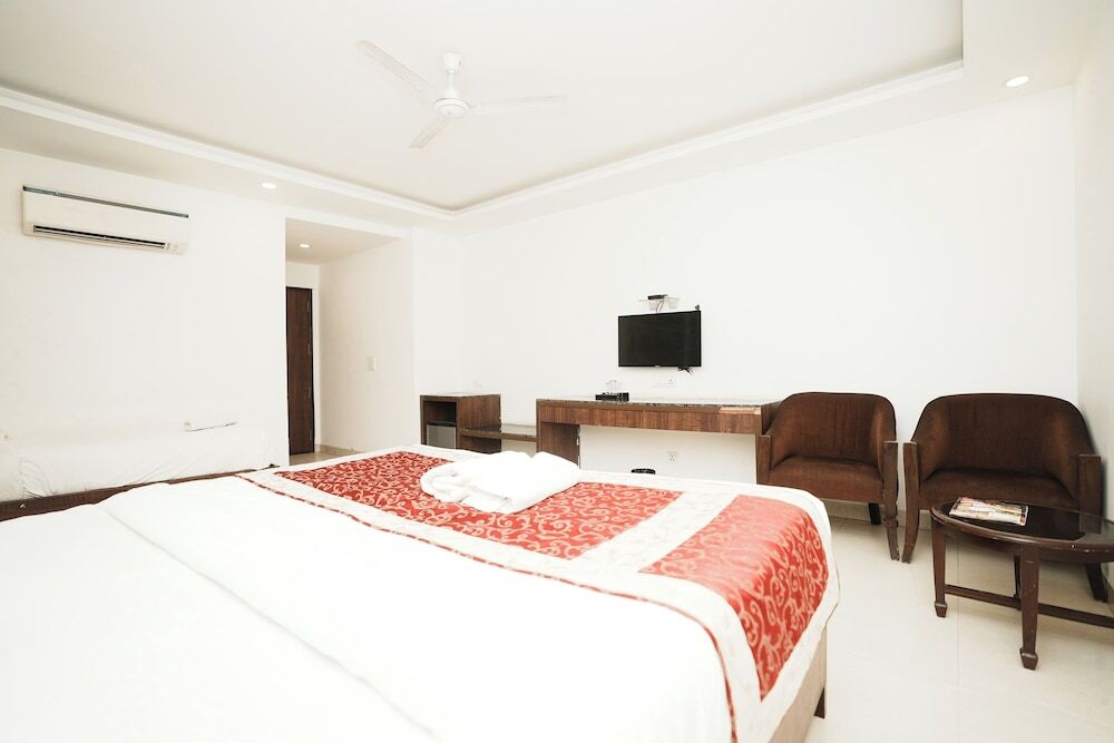 Нью-Дели: Hotel Peridot Near IGI Delhi Airport