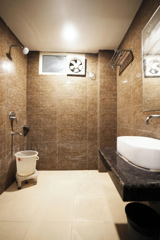 Нью-Дели: Hotel Peridot Near IGI Delhi Airport