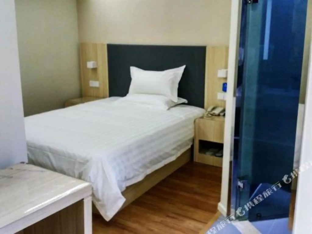 Луань: Hanting Hotel