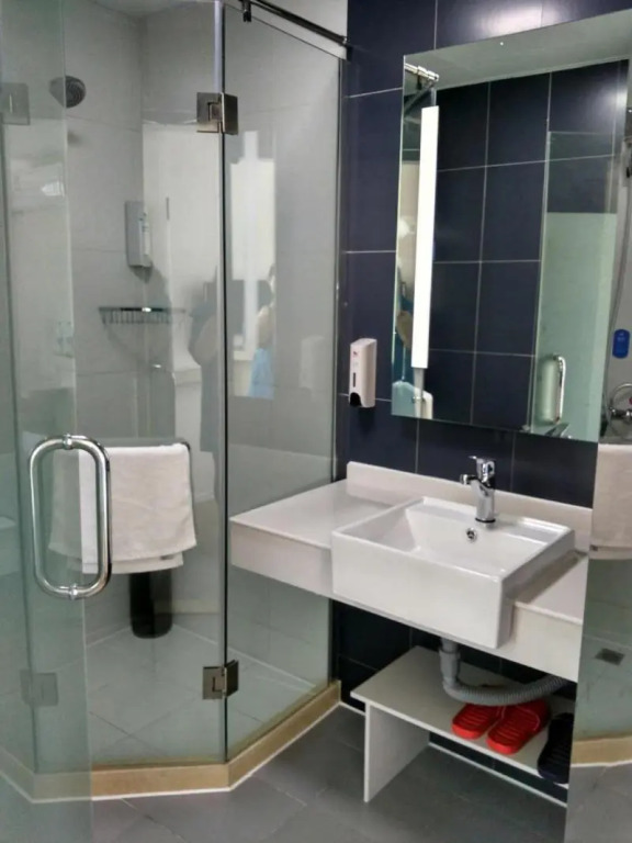 Луань: Hanting Hotel