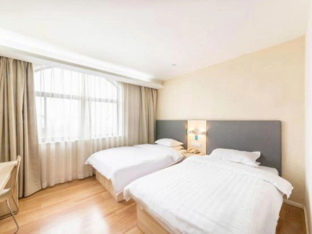 Луань: Hanting Hotel