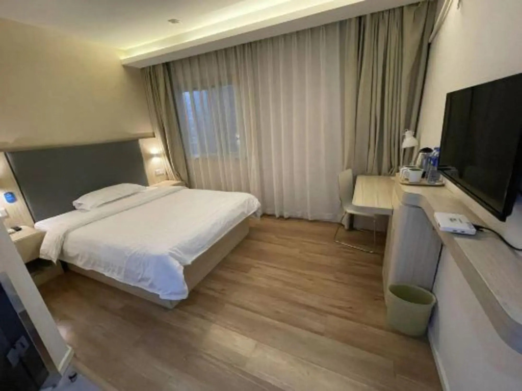 Луань: Hanting Hotel
