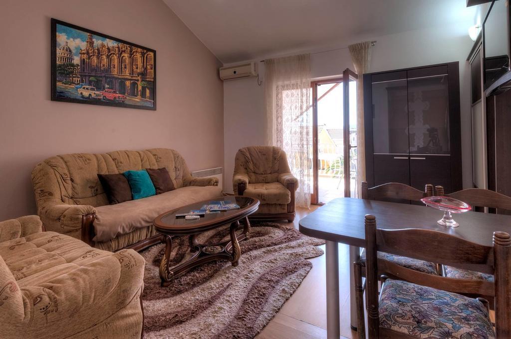 Тиват: Wukovic apartments