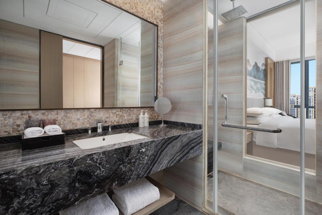 Ханчжоу: Courtyard by Marriott Hangzhou Xiaoshan