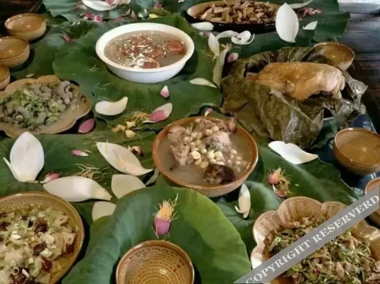Пучжэхэй: Xinlaigelou Inn