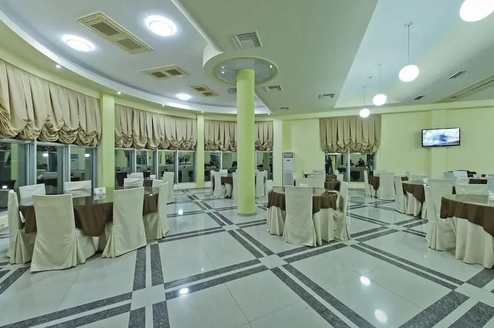Батуми: Hotel Sanapiro