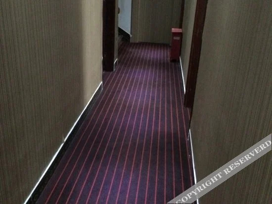 Чжаосин: Linhuju Inn