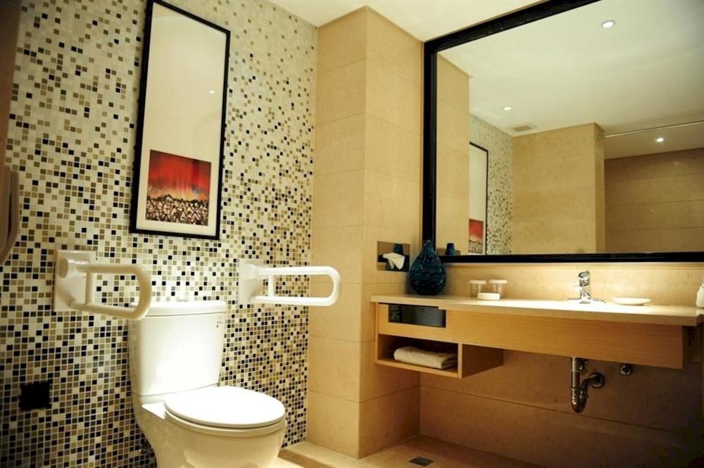 Яньтай: Yantai Celebrity Hotel