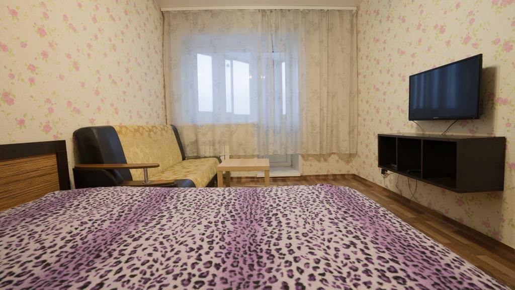Красноярск: ABC Apartmens (ЭйБиСи Апартментс) на улице Академика Киренского