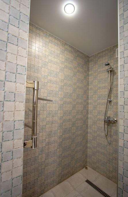 Красноярск: ABC Apartmens (ЭйБиСи Апартментс) на улице Декабристов