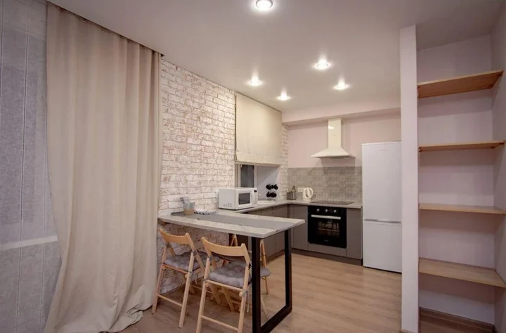 Красноярск: ABC Apartmens (ЭйБиСи Апартментс) на улице Декабристов