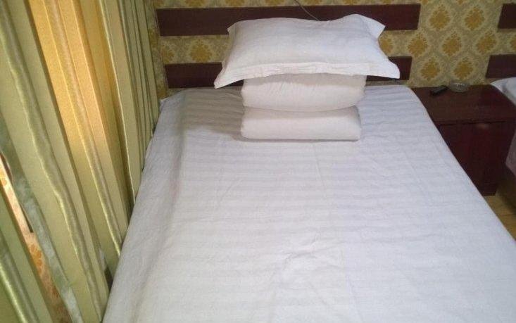 Цзинин: Jinfuyuan Hotel