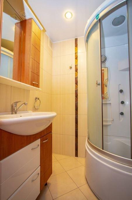 Красноярск: ABC Apartmens (ЭйБиСи Апартментс) на улице Горького
