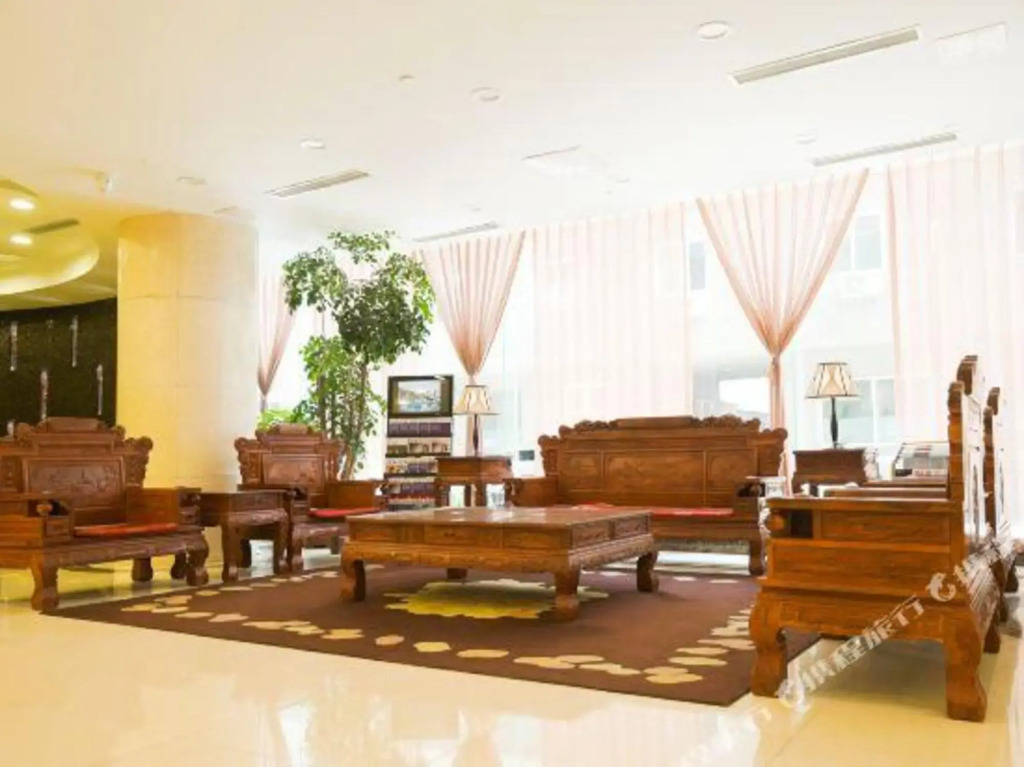 Шэньян: Right Day City Hotel