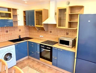 Красноярск: ABC Apartmens (ЭйБиСи Апартментс) на улице Толстого