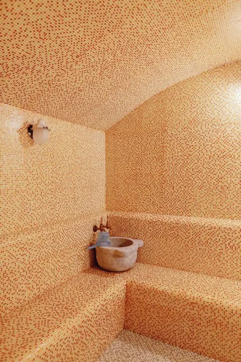 Красноярск: Отель A-House
