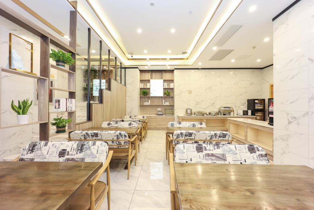 Ханчжоу: Elan Inn Hangzhou West Lake Huanglong Sports Center