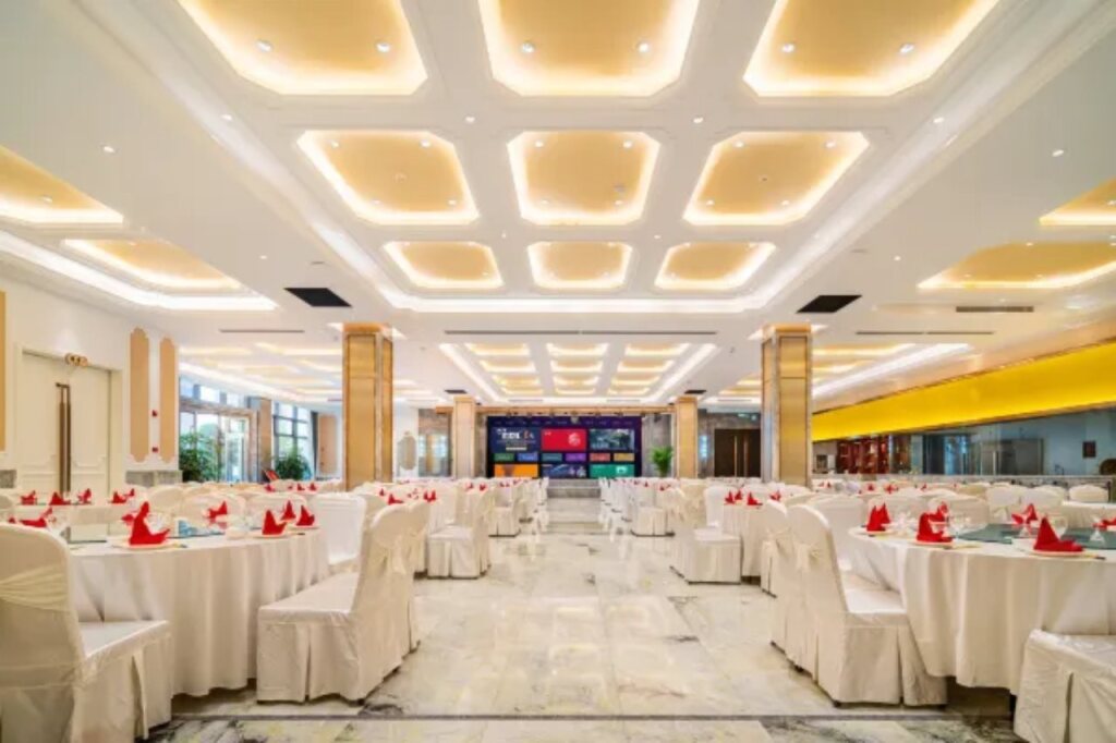 Чунцин: Vienna International Hotel (Chongqing North Station)