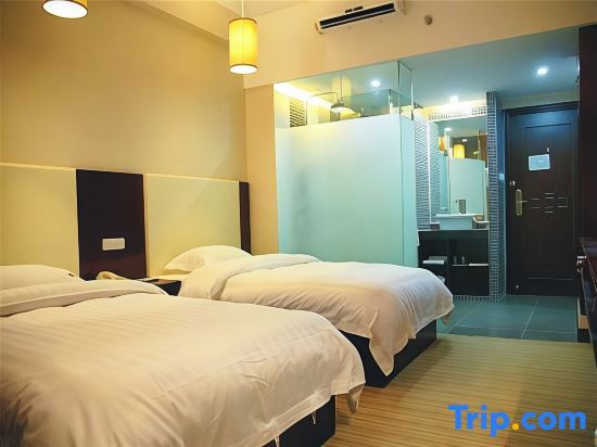 Гуйлинь: Oriental Pearl Hotel (Guilin Railway Station Store)