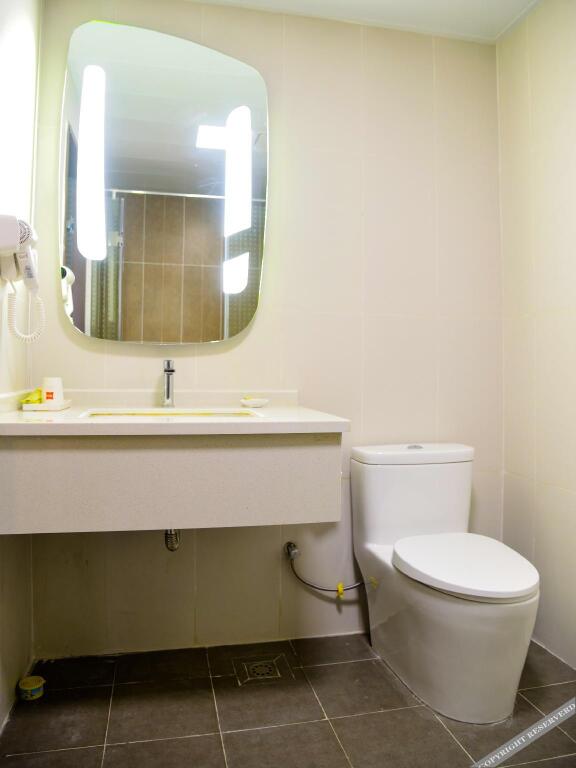Ичан: ibis Yichang Bayi Rd