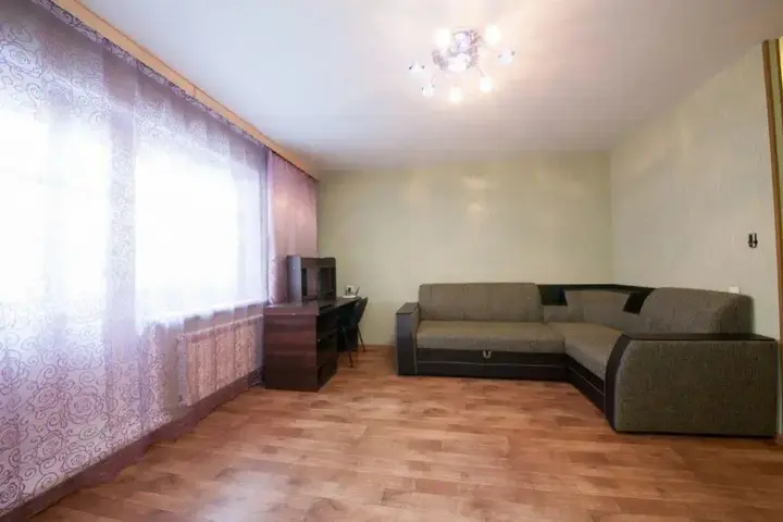 Красноярск: КвартировЪ на улице Весны 2