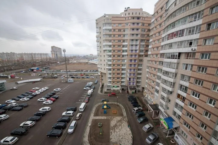 Красноярск: Apartments Kvartirov on str. Baturina, bld. 30/2