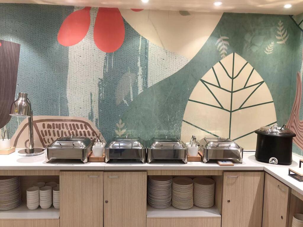 Телин: Hanting Hotel Tieling Railway Station