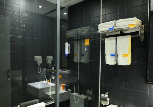 Наньнин: Yeste Hotel Xi Da Branch