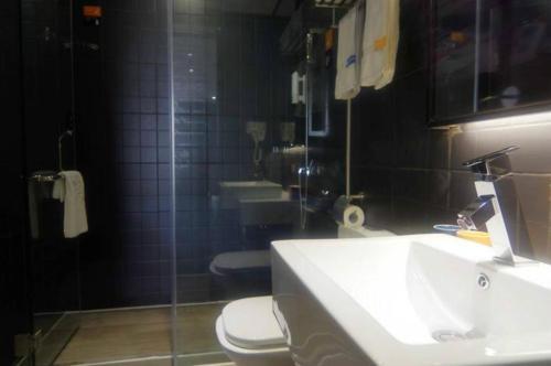 Наньнин: Yeste Hotel Xi Da Branch