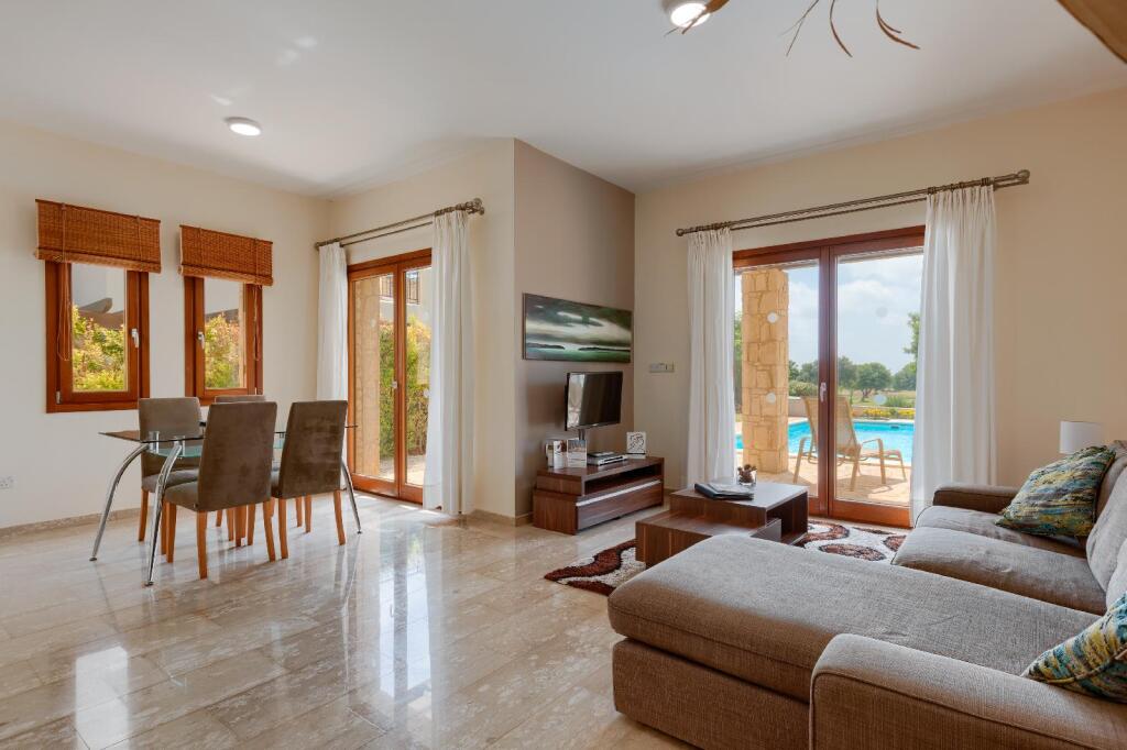 Куклия: Aphrodite Hills Rentals – Elite Villas