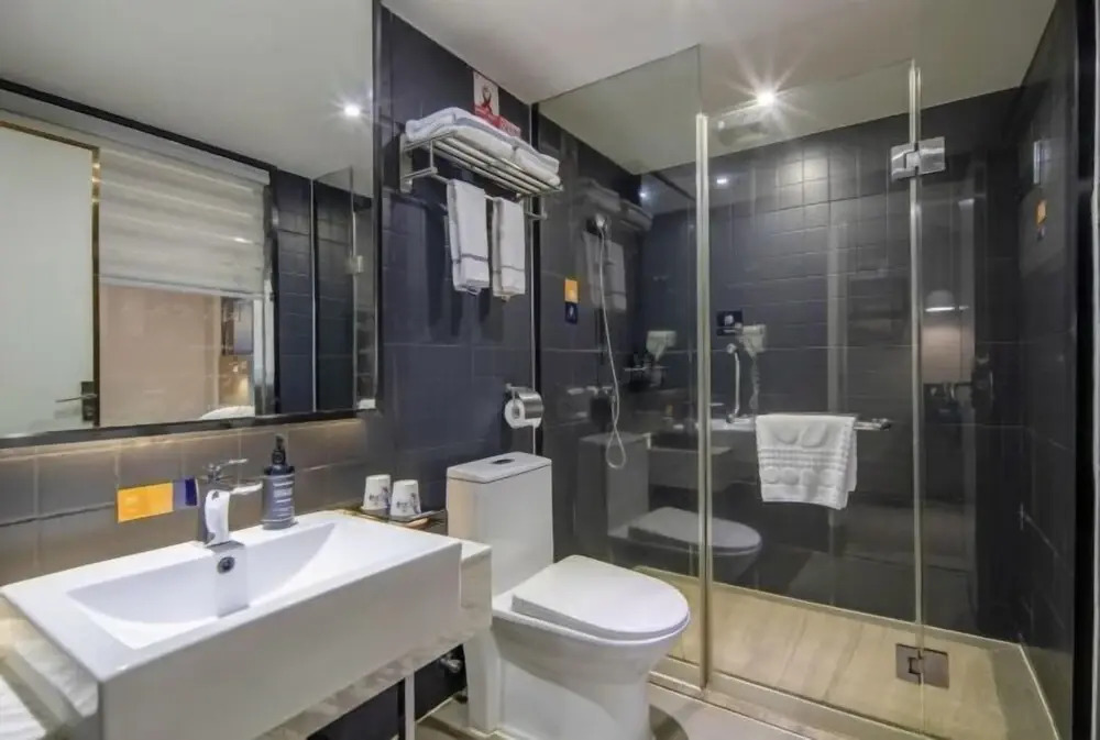 Наньнин: Yeste Hotel (Binyang Phoenix Lake Liwo Plaza)